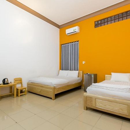Spot On 710 Sakura Hostel Cholon Хошимин Экстерьер фото