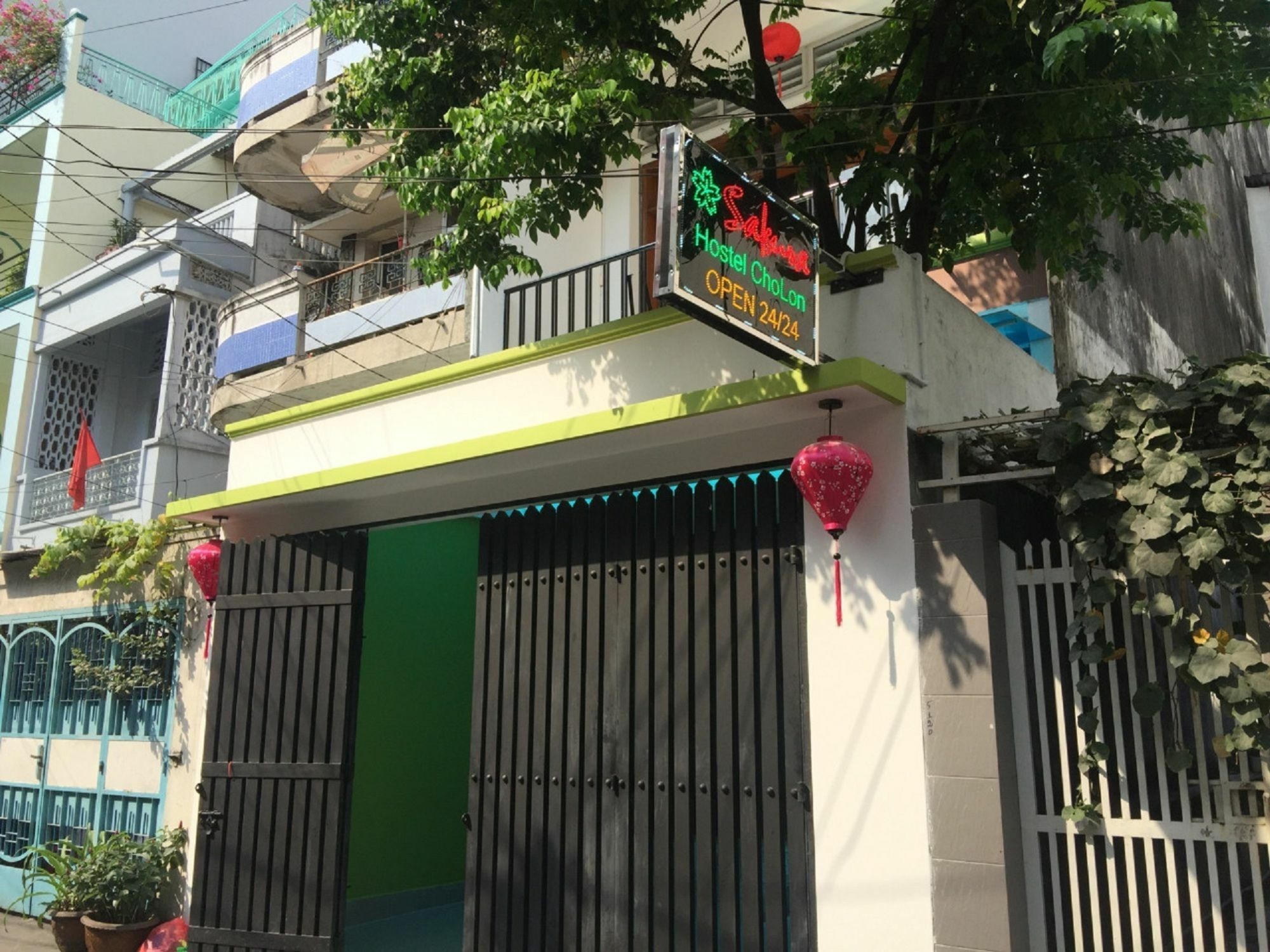 Spot On 710 Sakura Hostel Cholon Хошимин Экстерьер фото